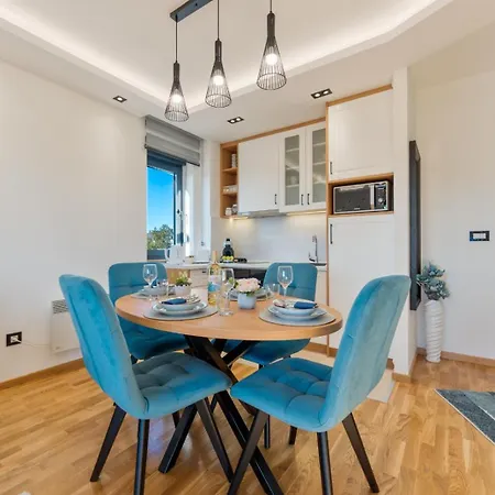 Blue Mataki Апартаменты *